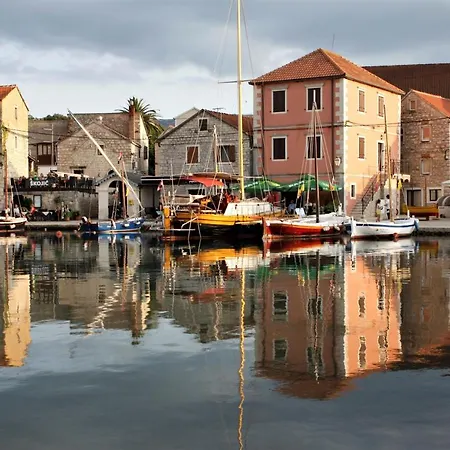 Hvar-holiday 公寓